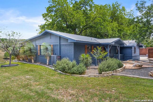 810 River Rd Property Photo 8