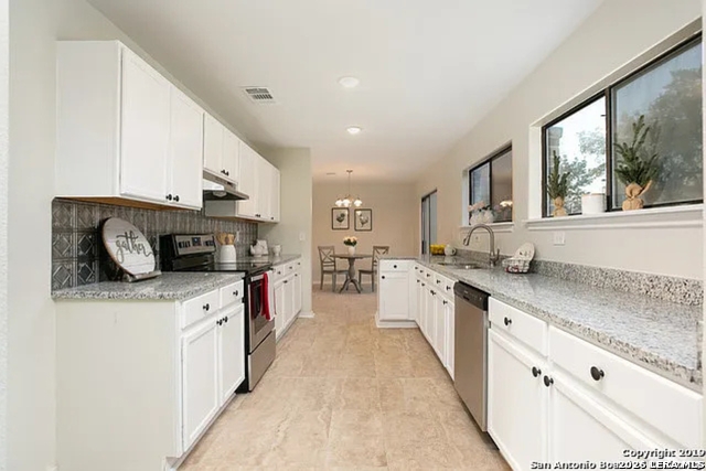 13130 Regency Bnd Property Photo 14