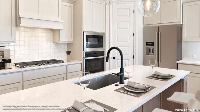 430 Cleveland Way Property Photo 4