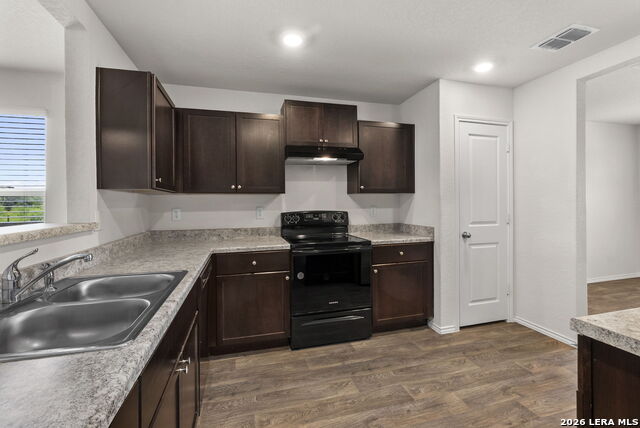 2526 Wentwood Property Photo 16