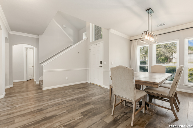 1204 Dimrock Property Photo 5