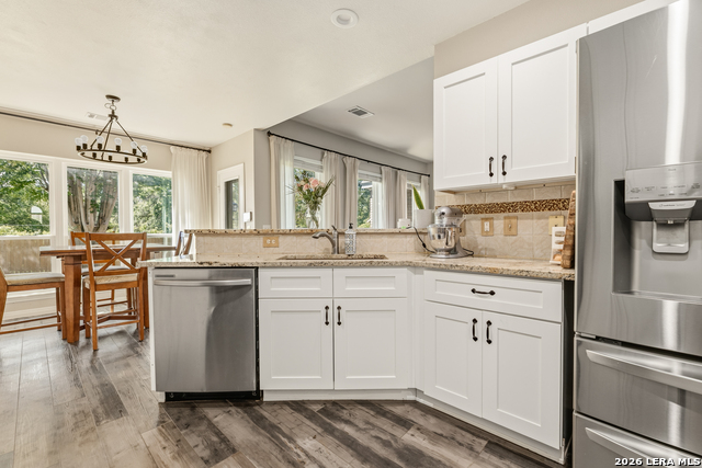 1204 Dimrock Property Photo 8