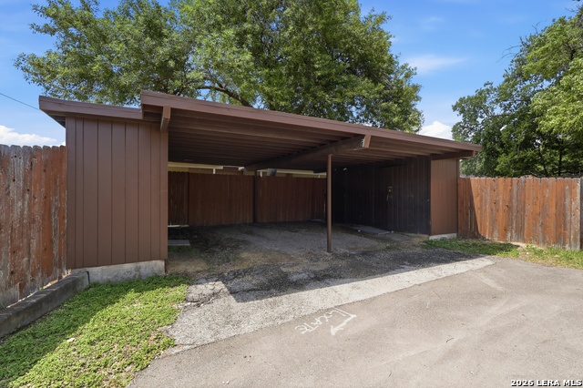 803 Oblate Dr Property Photo 20