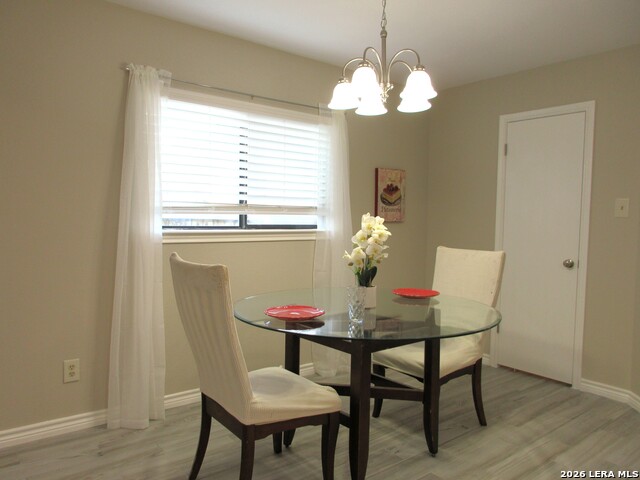 508 Wayward Pass Property Photo 6