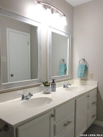 508 Wayward Pass Property Photo 10