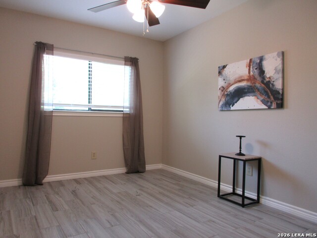 508 Wayward Pass Property Photo 12