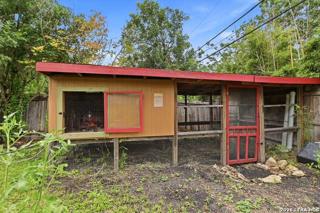 237 Thorain Blvd Property Photo 39