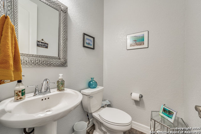 528 Lilly Blf Property Photo 28