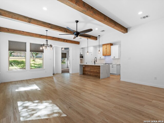 1463 Bonnyview Property Photo 6