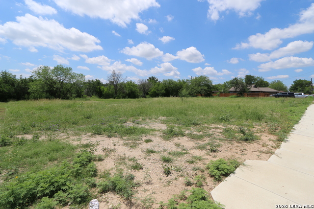 101 Griggs Ave Property Photo 3