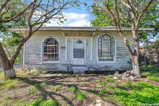 1346 Kirk Pl Property Photo 2