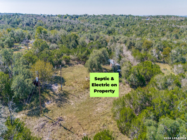 112 Ulmus Rd Property Photo 4