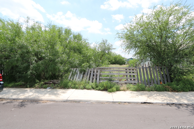 123 SURRELS AVE Property Photo 1