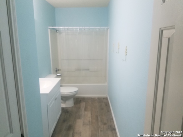 261 Samantha Dr Property Photo 13