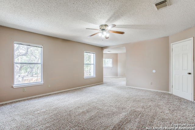 261 Samantha Dr Property Photo 21