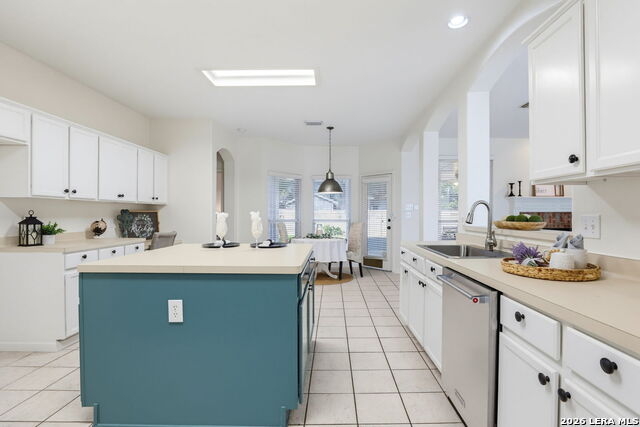 119 Baythorne Property Photo 8