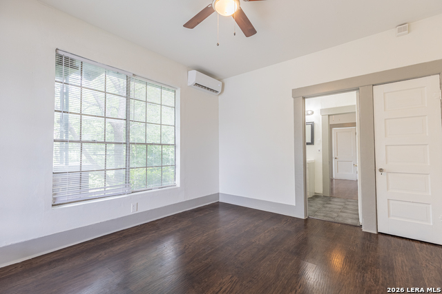 706 Canton Property Photo 21