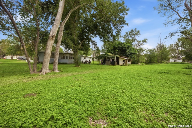 10970 Pearsall Rd Property Photo 4