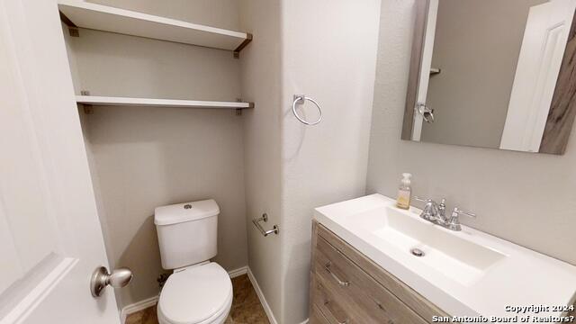 2915 Thunder Gulch Property Photo 9