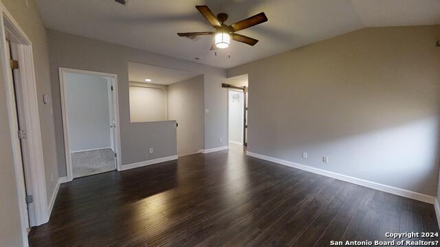 2915 Thunder Gulch Property Photo 11