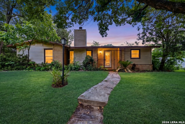 126 Chesswood Property Photo 1
