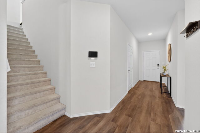 6907 Ashcat Property Photo 10