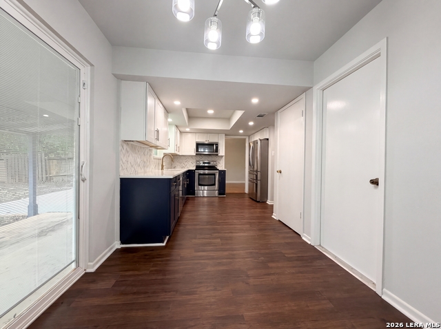 13930 Winding Hl Property Photo 6