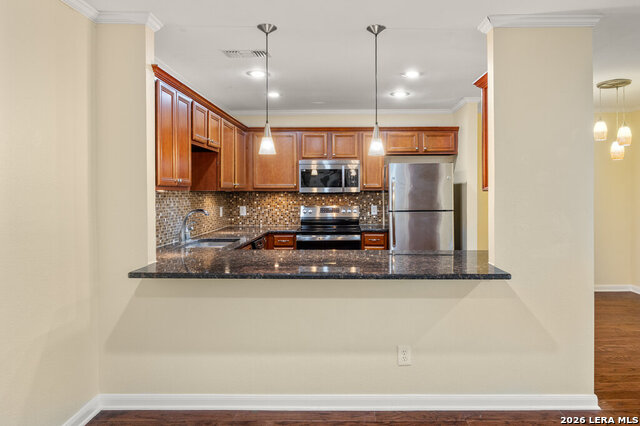 100 Lorenz Rd Property Photo 8
