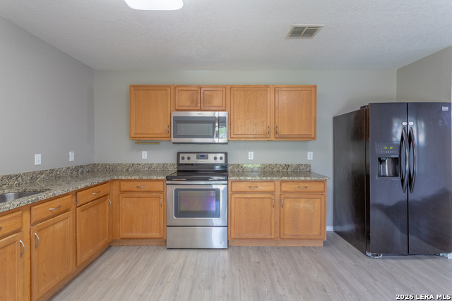 7711 Windview Way Property Photo 14