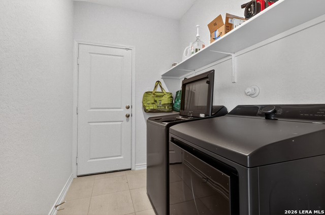 9403 Hinterlands Dr Property Photo 14