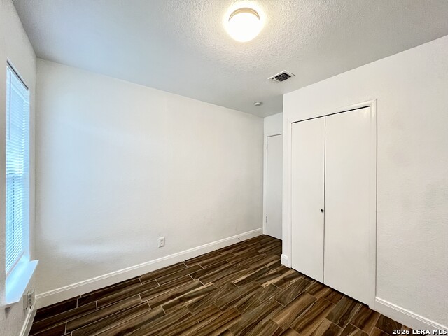 2106 Henrietta St Property Photo 20
