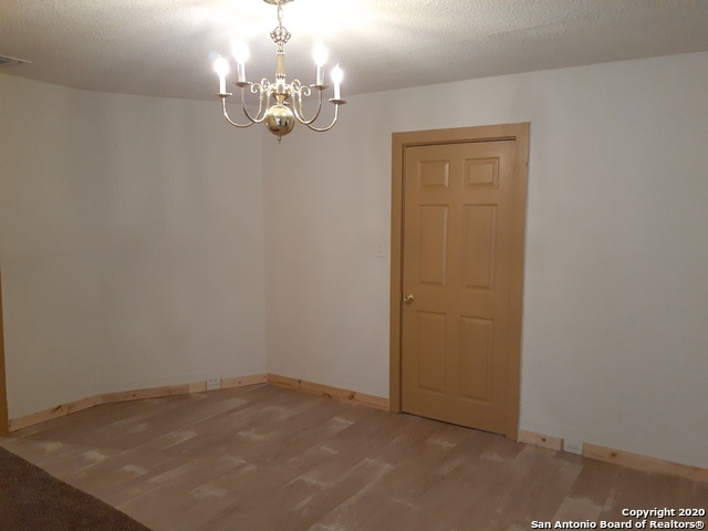 1114 S Loop 1604 E Property Photo 4