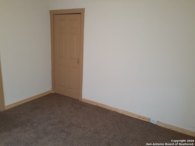1114 S Loop 1604 E Property Photo 19
