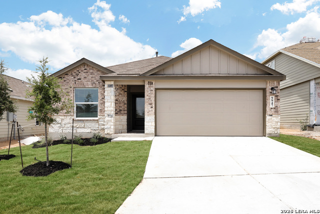 9947 Pears Ml Property Photo 1