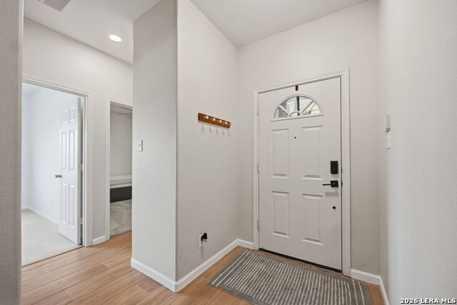 8787 Laurel Canyon Dr Property Photo 4