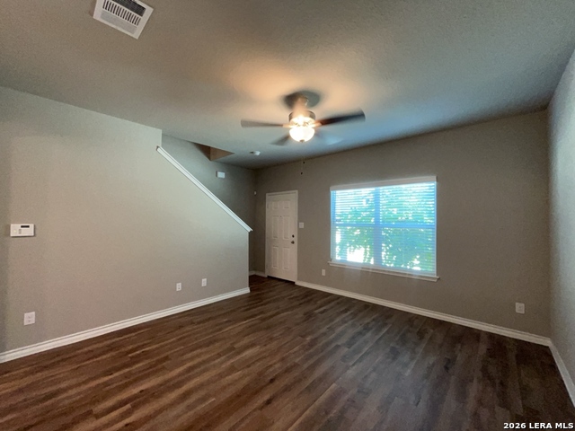 2075 Silver Oaks Dr Property Photo 10