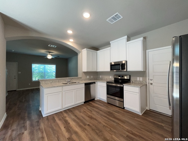 2075 Silver Oaks Dr Property Photo 12