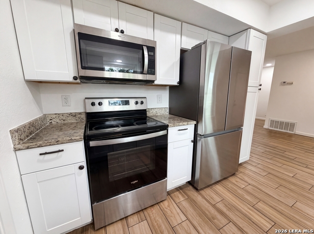 3702 Autumn Ln Property Photo 2