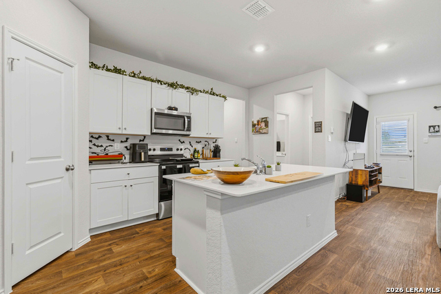 5923 Hartley Home Property Photo 3