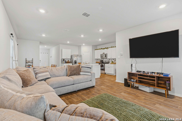 5923 Hartley Home Property Photo 5