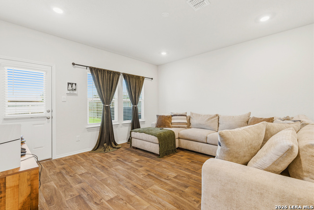 5923 Hartley Home Property Photo 6