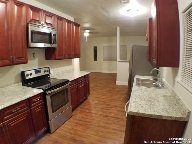 5019 Hemphill Dr Property Photo 3
