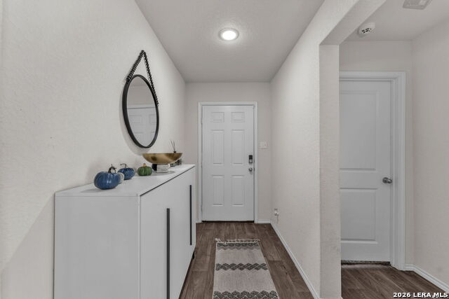 1045 Pacific Monarch Property Photo 4