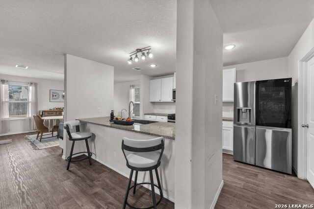 1045 Pacific Monarch Property Photo 20