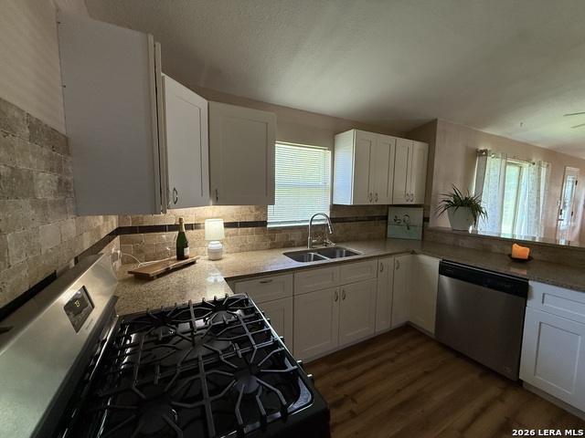 438 Sumner Dr. Property Photo 4