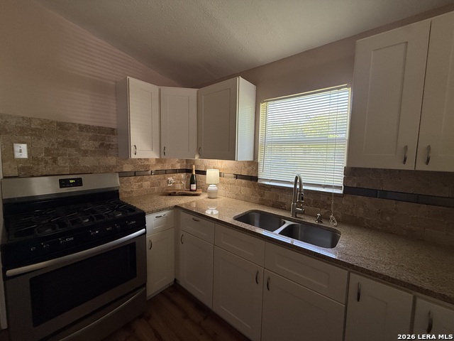 438 Sumner Dr. Property Photo 5