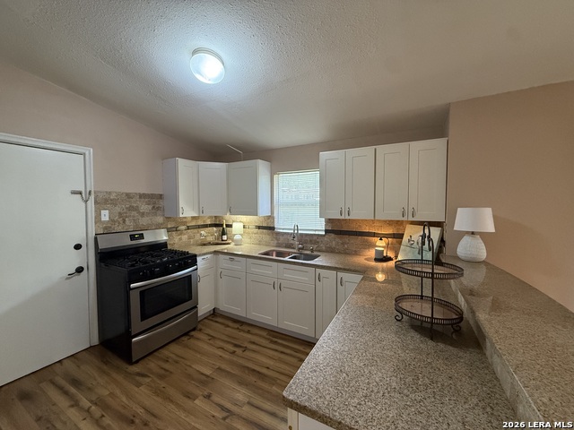 438 Sumner Dr. Property Photo 11