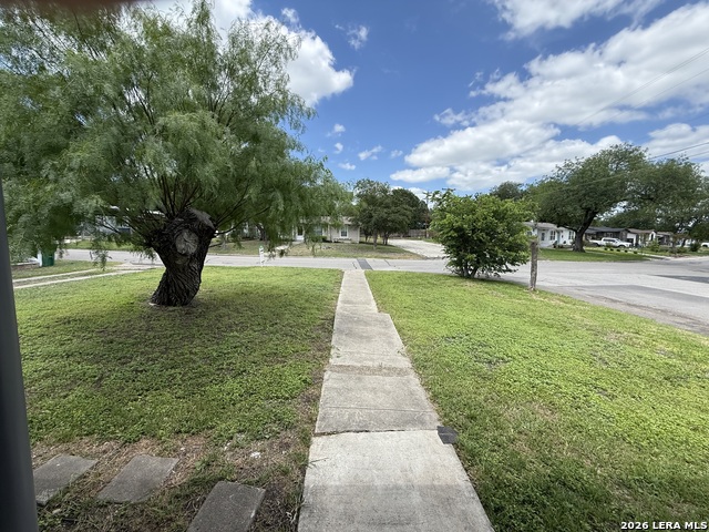 438 Sumner Dr. Property Photo 14