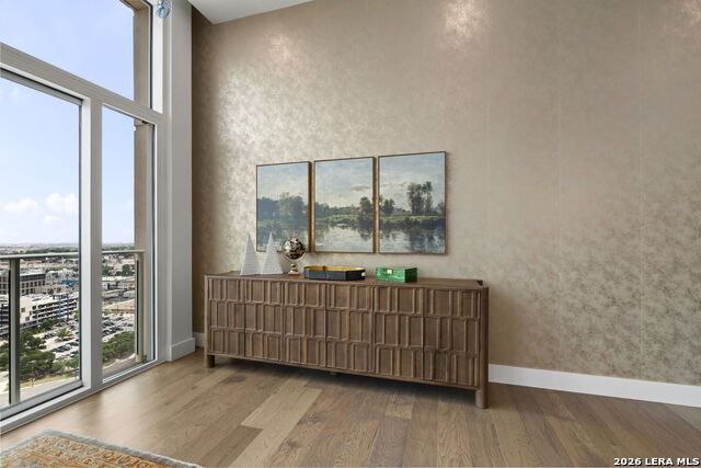 123 Lexington Property Photo 15