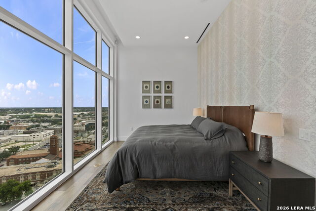 123 Lexington Property Photo 22